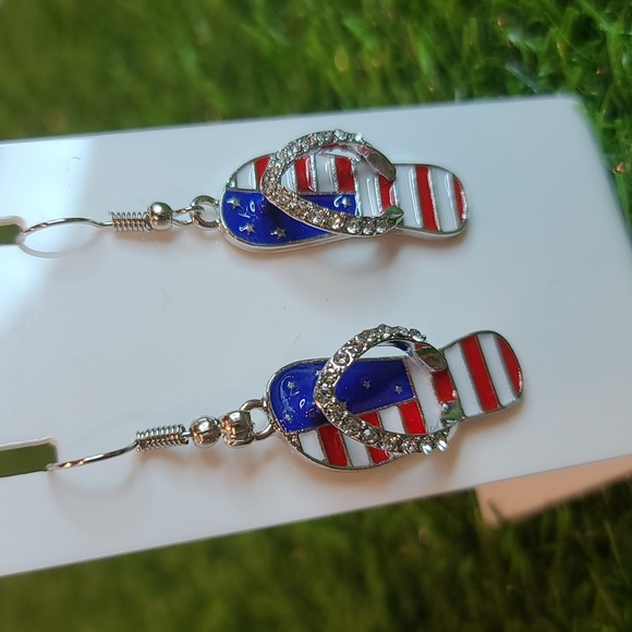 PATRIOTIC USA flip flop dangle earrings with rhinestones, 1 set NWT - Picture 7 of 8